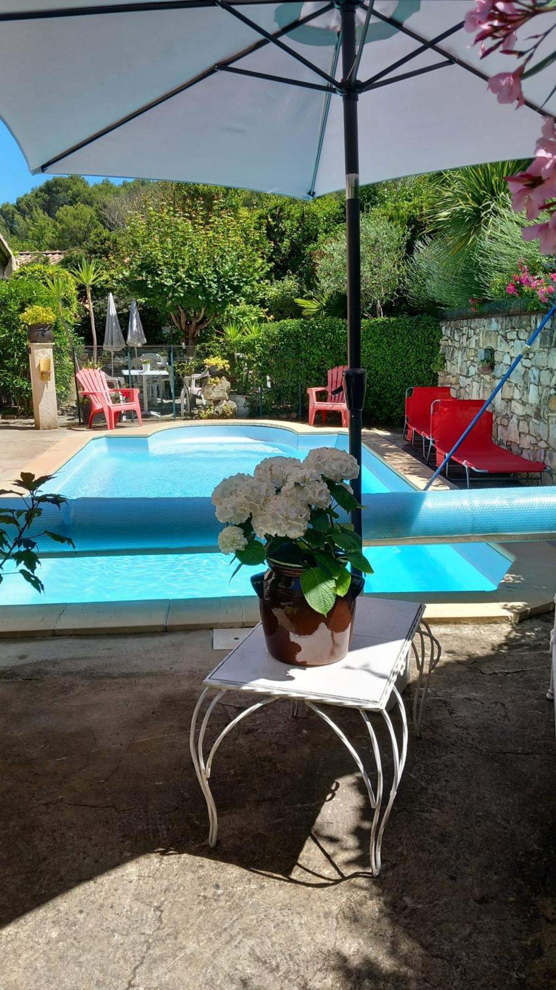La Sapiniere -Chambres Climatisees Buisson Exterior photo